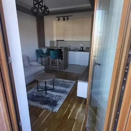 No Names Apartment
